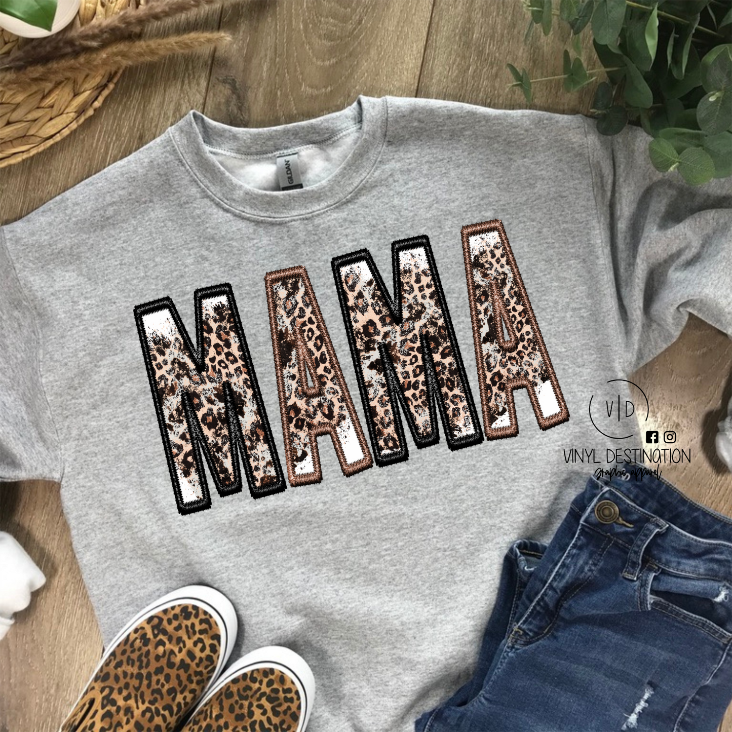 LEOPARD MAMA ON GREY Crew + Tee