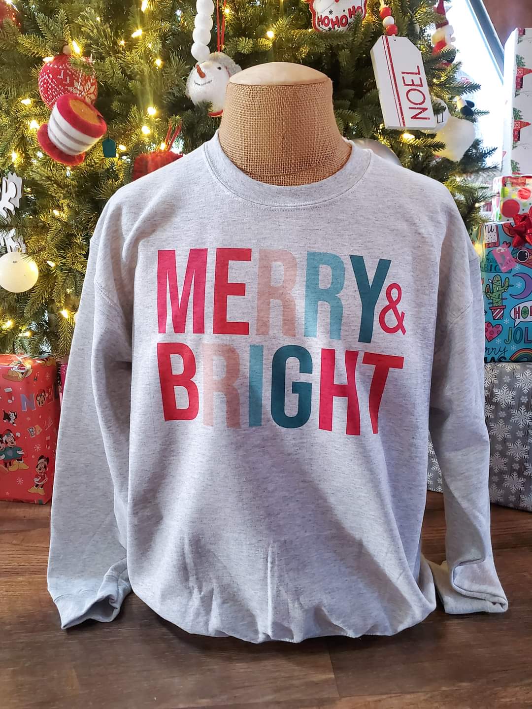 Merry & Bright Ash Pullover