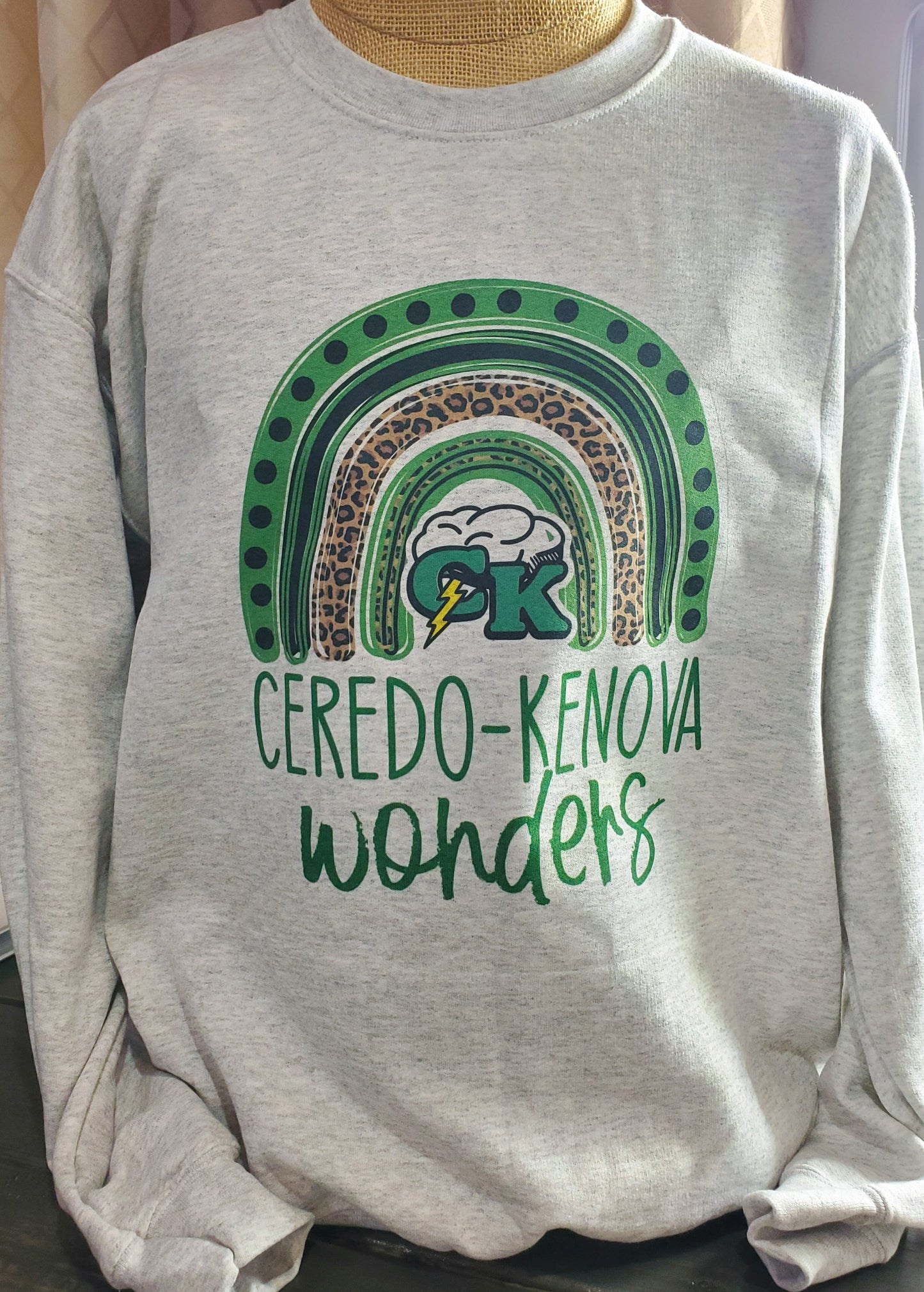 Wonders youth pullover