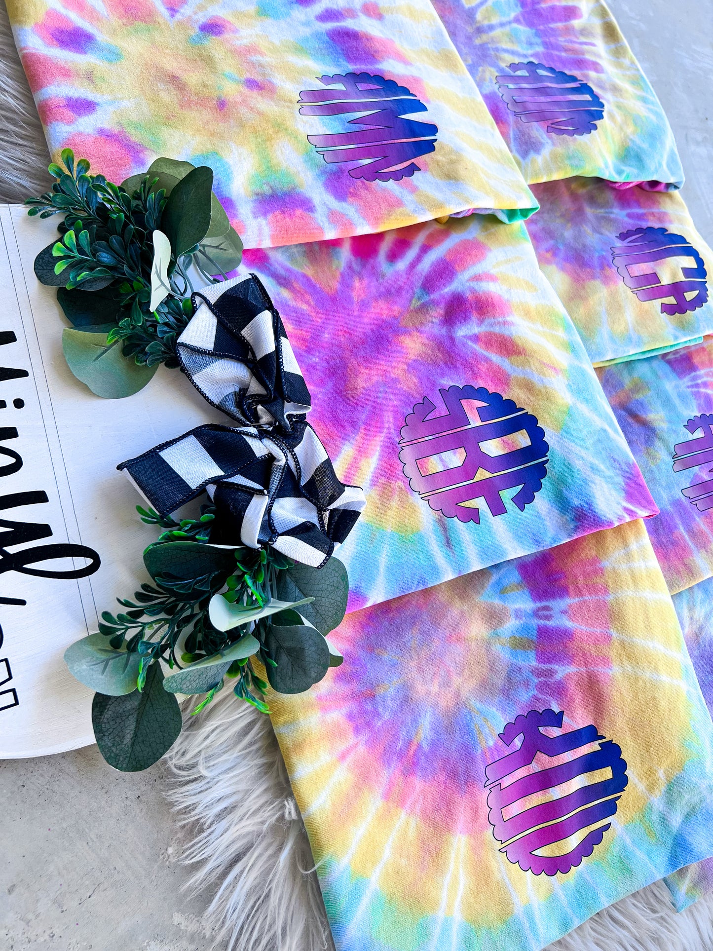 TIE DYE ombre monogram tee