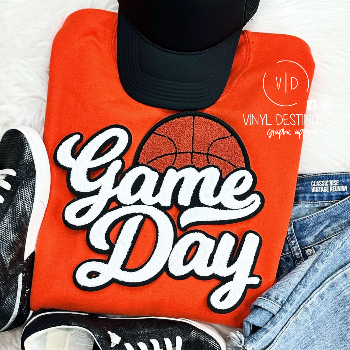 BASKETBALL GAME DAY PATCH CREWNECK SWEATSHIRT