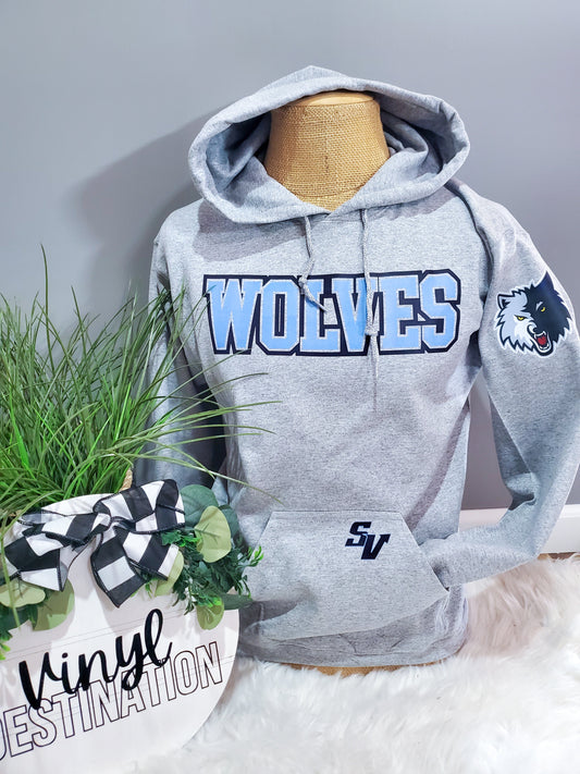 YOUTH Wolves Hoodie with pocket & sleeve logo