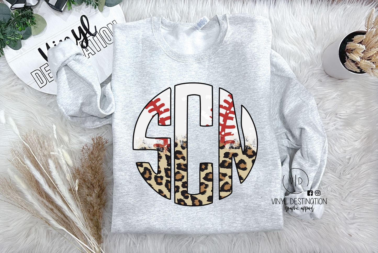 BASEBALL MONOGRAM CREW/TEE