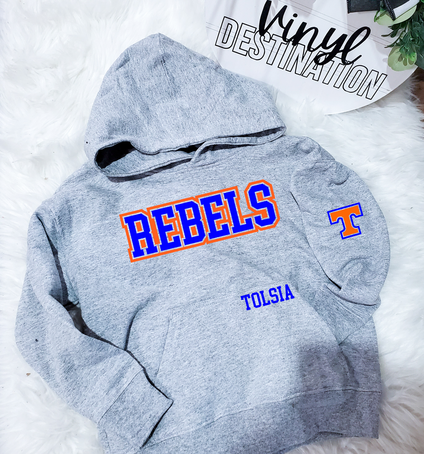 YOUTH REBELS hoodie with pocket and sleeve logo